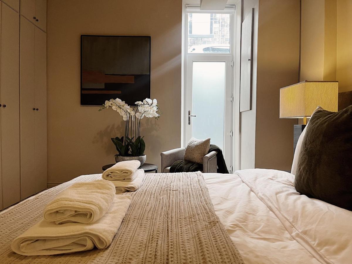Todmorden Town Centre Apartment 外观 照片